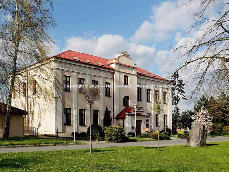 Hrabová radnice